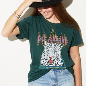 Daydreamer Def Leppard Too Late For Love Tee L